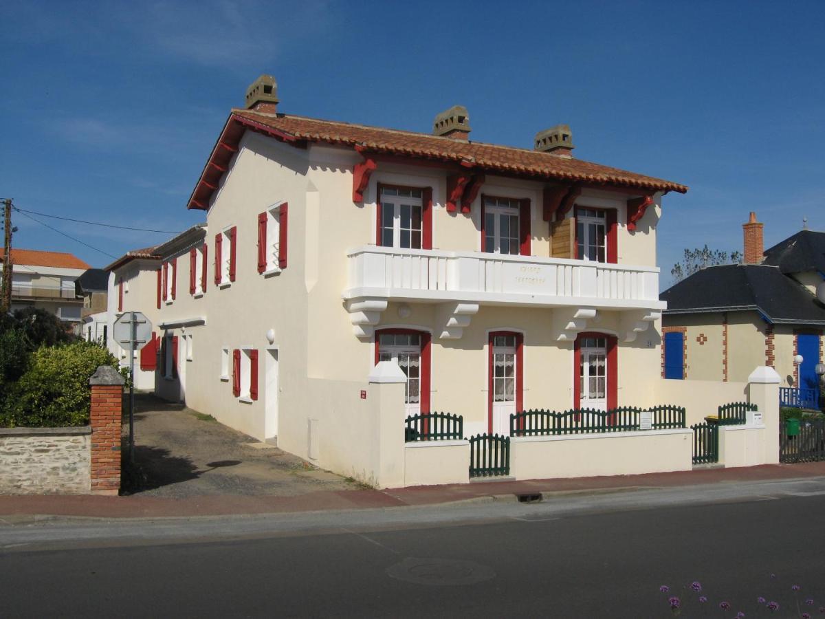 Appartements La Felicite Saint-Gilles-Croix-de-Vie Exteriör bild